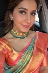 Rashi Khanna New Stills